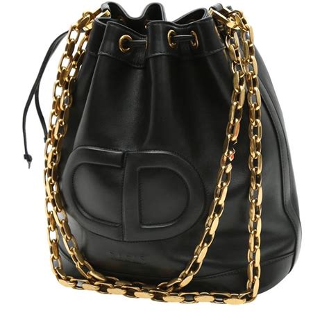 dior bucket bag.